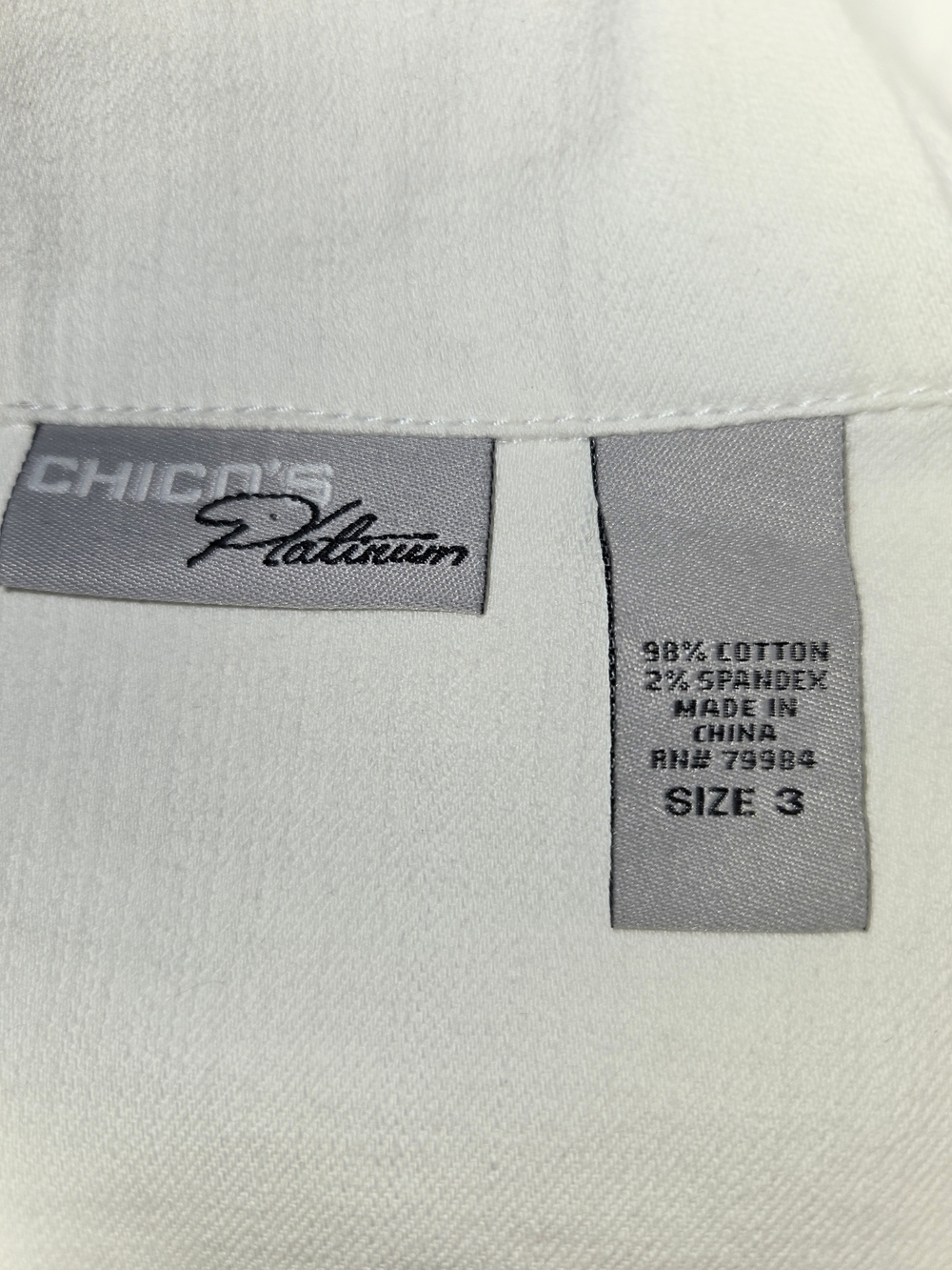 Chico's Women's White Button-Up Lightweight Denim Flattering Jacket Women Size 3 - Picture 3 of 10